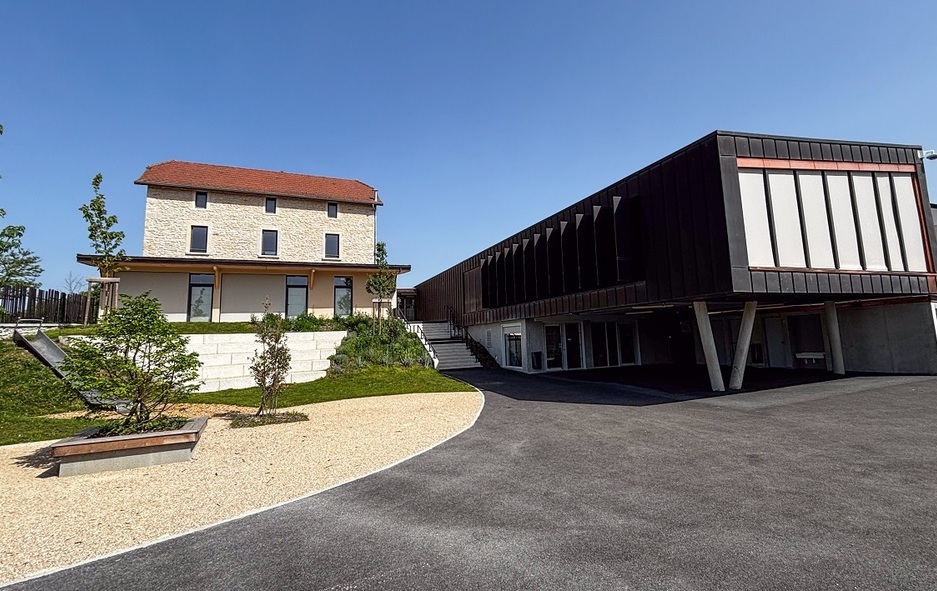 Mejorar el confort de los niños en el centro de acogida extraescolar de Porcieu-Amblagnieu